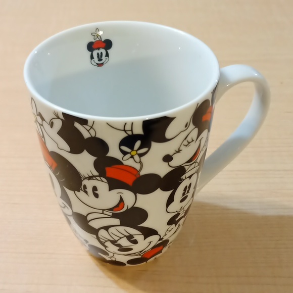 Disney Minnie Mouse Ceramic Mugs Cup - Picture 2 of 8